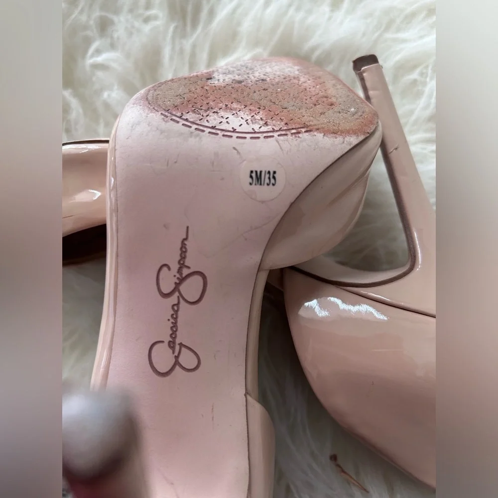 Classic Patent Pointed-Toe High Heels in Nude women’s size 5
